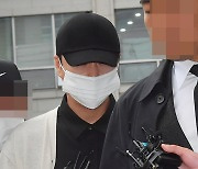 ‘남의 차로 음주운전’ 신혜성에 징역 2년 구형 “이미 전적 있어”