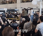 “레츠 고 쇼헤이! 레츠 고 다저스!” 오타니 입국에 콘서트장이 된 인천공항[스경X현장]