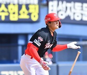 [ST포토] 1루 향해 달리는 KIA 김도영