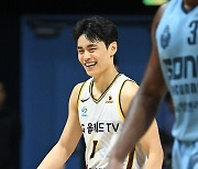 '6연승 질주' LG, 95-64로 소노 격파…가스공사, KCC에 승