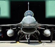 GBU-31 공대지 유도폭탄 장착한 F-16