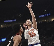 Knicks Trail Blazers Basketball