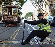 Tony Bennett Cable Car