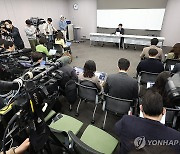 의대교수들 '사직 의향' 확산…대학마다 찬성 압도적