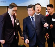 암참 “기업 脫중국, 한국엔 절호의 기회”...尹에 유치전략 전달