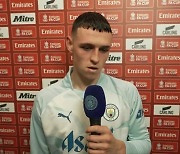[VIDEO] Phil Foden: 'Manchester City keep surprising me'