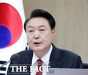 [속보] 尹 "서울 원도심 대개조 '뉴:빌리지 사업' 도입…10조 지원" 