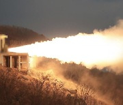 [뉴스앤이슈] 북, 신형 중장거리미사일 고체연료 시험 성공...의미와 파장은?