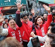 한동훈, 안양서 현장 선대위 열고 지지 호소