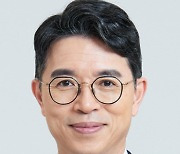 '원주을' 국힘 김완섭 "30년 경제 전문가, 시민 삶 업그레이드 할 것"