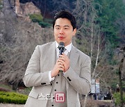 [포토] 개회사하는 박준영회장