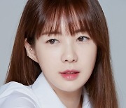 이요원, 영화 '짐승'으로 스크린 컴백 …미스코리아 출신 배우役