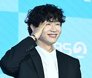 지현우 “PD 역할 위해 방송국 출근, 밥 시간의 중요성 느껴”(미녀와 순정남)