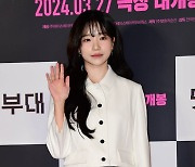 [TEN포토]조유리 '댓글부대 관람 왔어요'