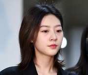 자숙 김새론 근황…"배우 지망생에 연기 레슨 아르바이트"