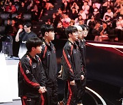 [LCK] PO 2R 직행한 T1 페이커 "남은 시간 경기력 끌어올리겠다"