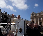 교황 "모스크바 테러, 하느님에 도전한 비열한 행위"