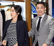 "쪽팔림 무릅쓰고"…이윤진, 이범수와 '진흙탕 파경' 폭로 각오 [엑's 이슈]