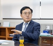 진교훈 강서구청장 "신경제축 조성…지역총생산 30조 목표"