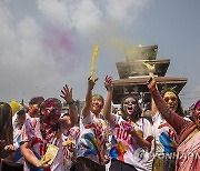 NEPAL HINDU HOLI FESTIVAL