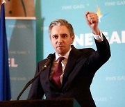 아일랜드서 최연소 총리 선출…반대 진영서는 "틱톡 총리"