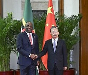 CHINA-BEIJING-ZHAO LEJI-DOMINICAN PM-MEETING (CN)