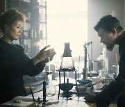 [황석희의 영화 같은 하루] [132] I’m interested in all science that confronts prevailing attitudes