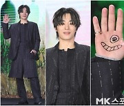 ‘기생수 3男’ 구교환·김인권·권해효, 올 블랙으로 통일한 이유 “다양한 감정적 표현”