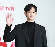 [단독]'눈물의여왕' 김수현, 회당 출연료 8억 아닌 3억.."전작보다 낮아"
