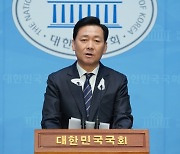 야당서 '박민수 차관 경질' 요구...여당선 '2천명 고수' 입장 분열