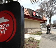 美 캘리포니아, 최저임금 인상에 패스트푸드업계 해고 속출
