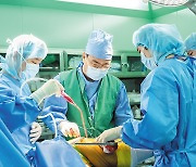 비대학병원 중 1위… 고난도 관절·척추 수술도 안전하고 전문적으로 수술
