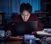 영화 '댓글부대' 예매 10만명 돌파…박스오피스 1위 예약
