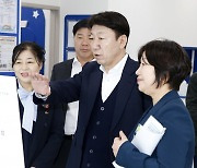 우범기 전주시장, 민생현장 일환 육아·돌봄시설 점검 나서