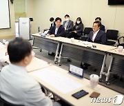 김동연 "정부의 밀어붙이기식 의대증원 유감…대화 임해야"