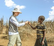 래퍼 원슈타인, 국제어린이마라톤 참가.."탄지니아 아동에 관심을"