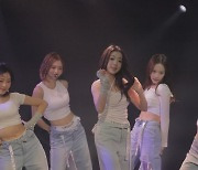 '송은이 제작' 퀸즈아이, 제 2의 카라 되나…日 콘서트 '후끈'