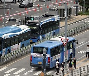 서울시내버스 노사, 임금 등 극적 타결…대중교통 운행 정상화