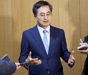 김동연 경기지사 “이번 총선 민생·경제 망가뜨린 대통령에 대한 심판”