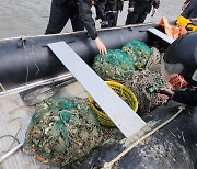 해양경찰청, 불법조업 외국어선 2척 나포