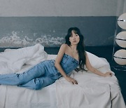 게스, 패션 아이콘 이효리의 청바지부터 청청 패션 화보 공개