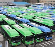 의사 이어 서울 버스까지···'파업 볼모'된 시민들 한숨만