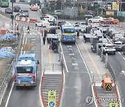 정상 운행되는 서울 시내버스