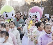 최호권 영등포구청장 ‘여의도 봄꽃축제’ 개막 퍼레이드 참석