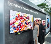 [포토] 싱가포르 공항에 뜬 삼성 AI TV