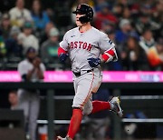 MLB 보스턴 오닐, 5년 연속 개막전 홈런 신기록