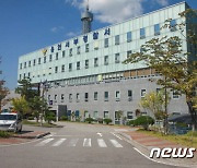 "층간소음 문제로 갈등"…10대 흉기 찌른 50대 '구속 기로'