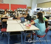 "학교 꼭 가야 하나요" 코로나 이후 상습 결석 급증한 美 학교