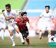 프로축구 서울, 강원과 1-1 무승부…대구는 광주에 역전승(종합)