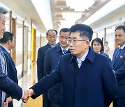 라오스에도 대표단…북한, 연일 고립 벗어나려 안간힘